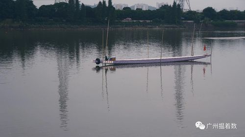 3.北江边都有小码头，每个码头都有一个大铁门，一般在江边和景区入口处都会有。