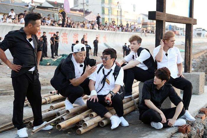 《极限挑战》本周停播?各综艺屡被叫停原因引猜测