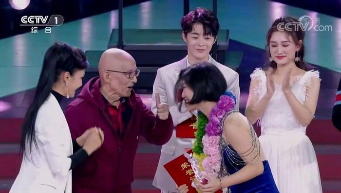 《星光大道》年度总冠军首次出现香港人，才艺单薄，发展前景堪忧