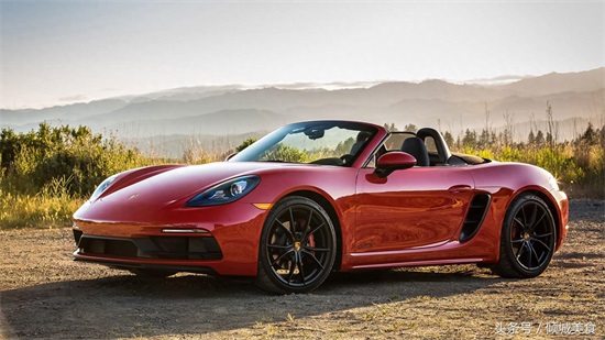 入门级跑车：保时捷718 Boxster GTS，美国售价81900美元起