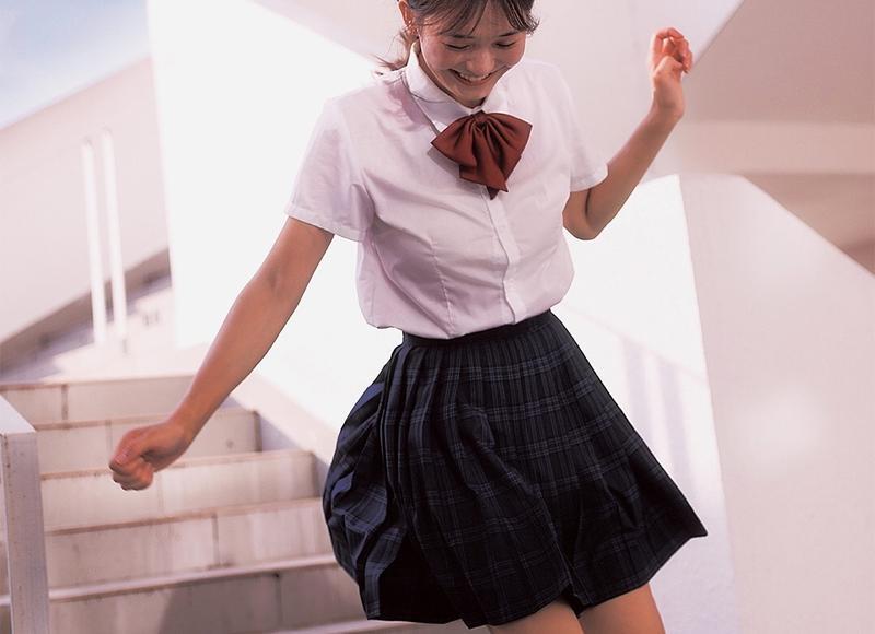 戴眼镜的男生（男星戴眼镜你能认出谁）