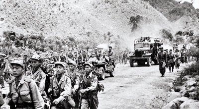 ​穿越铁丝网的另一端朝鲜人眼中的中国,真实又温情