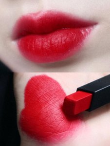 ​YSL小金条这21号热门色，据说是黄皮的显白必选