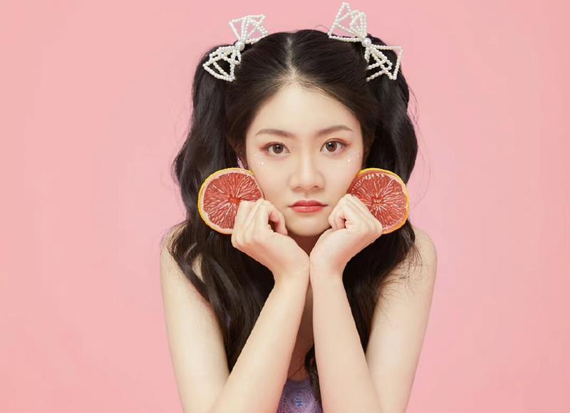 内向的男孩追内向的女孩好追吗(大学里性格内向的女生怎么追)