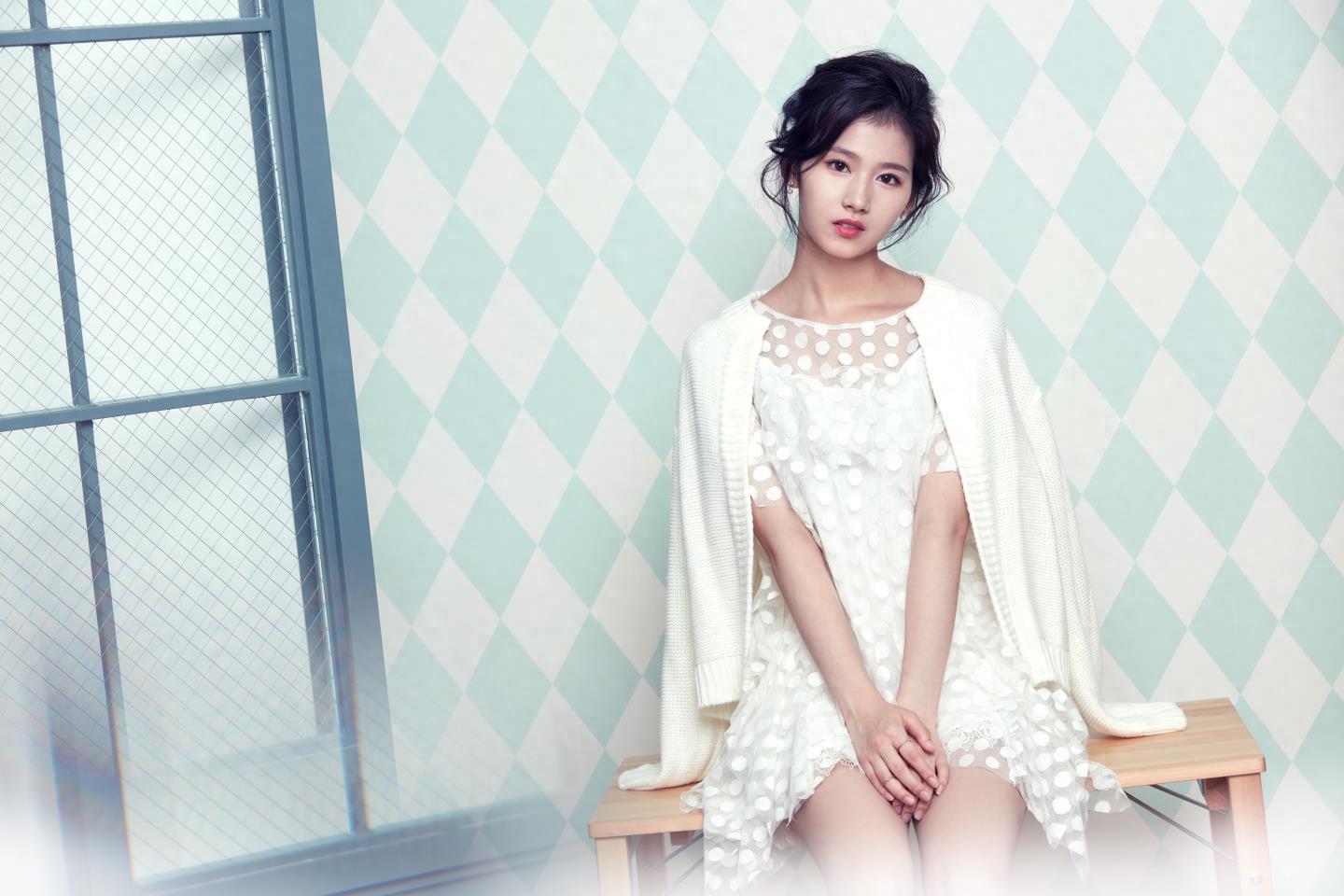 凑崎纱夏：感受四次元美女的独特魅力