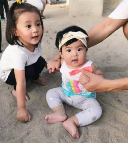 波妞罕见萌照,又萌又Q,姨母心都融化