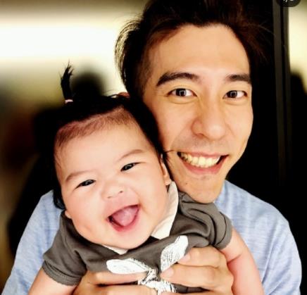 波妞罕见萌照,又萌又Q,姨母心都融化