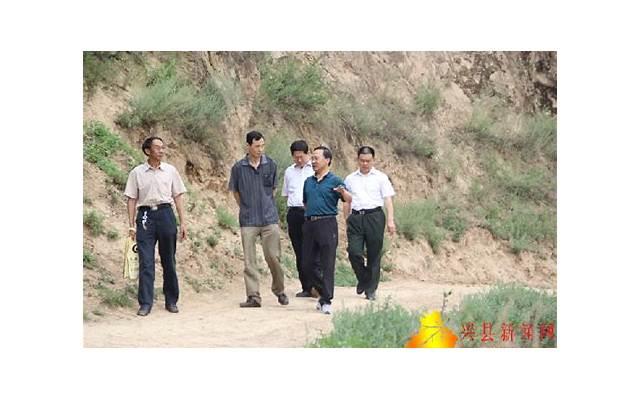 表白做我女朋友吧