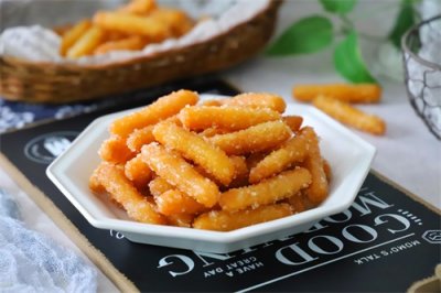 ​4种平底锅就能搞定的零食，简单好吃零添加，学会过年不用买