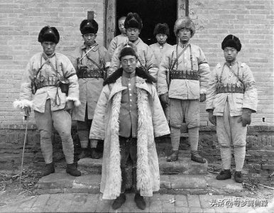 ​为刺探八路情报，顽军司令要建别动队，选中的大队长却很不一般…