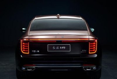 ​红旗100亿砸出顶级超跑，首款车型盖过兰博基尼！网友：国货真刚