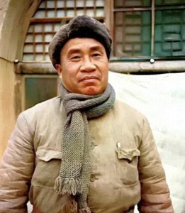 ​空军指挥学院原副院长朱和平简历，爷爷是开国元帅之首