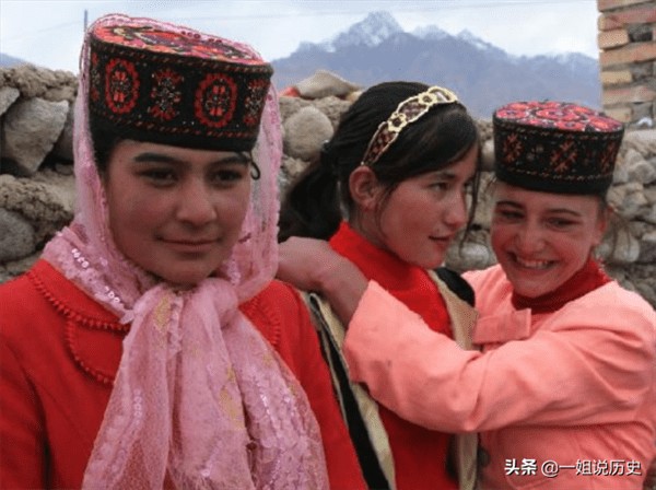 塔吉克族是白种人吗(塔吉克族为什么不来内地)