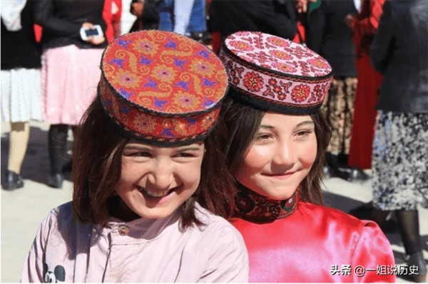 塔吉克族是白种人吗(塔吉克族为什么不来内地)