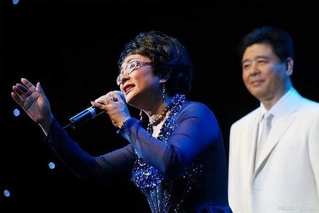 著名歌唱家谢莉斯因病去世（女儿病逝让她悲痛半生）(35)