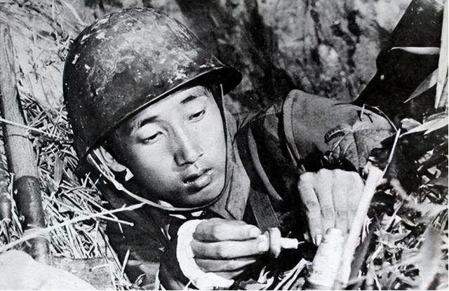 老山前线女兵张茹简历（86年老山战场照死吻）(12)