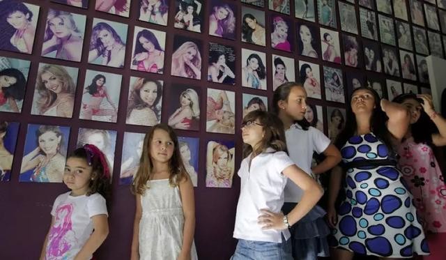 女性有多美世界就有多美（1500万女性的人生选择）(8)