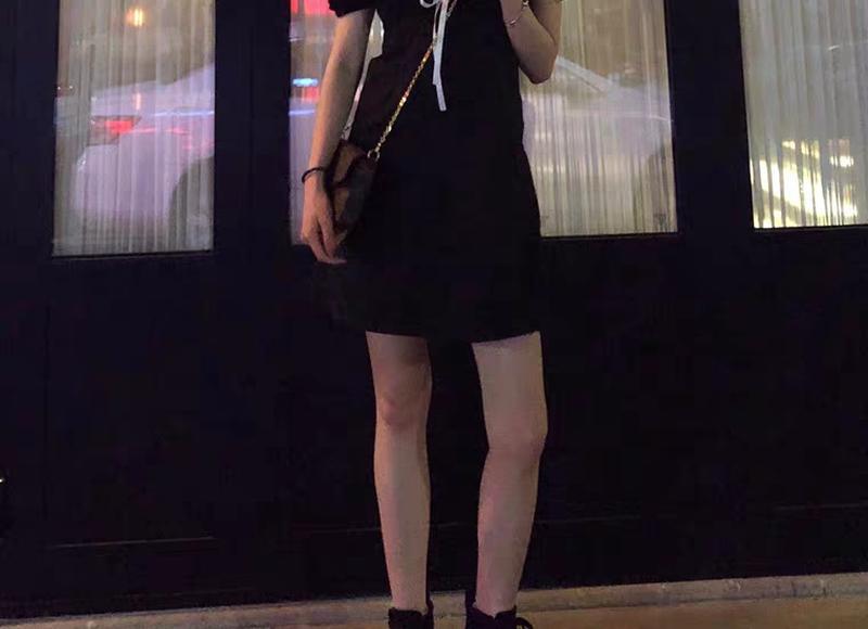 女的下面变黑了是怎么回事 女的下面变黑了是怎么回事