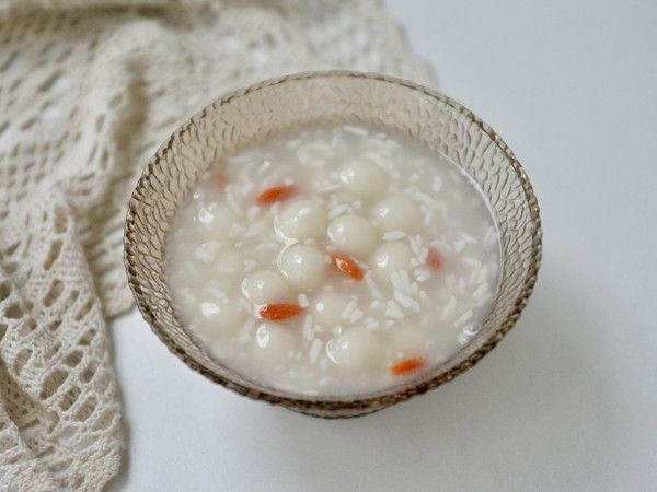 酒酿圆子的做法(酒酿圆子的简单教程分享)