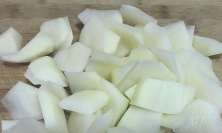 豌豆可以生吃吗，生豌豆有股酸味能炒熟吃吗？图2