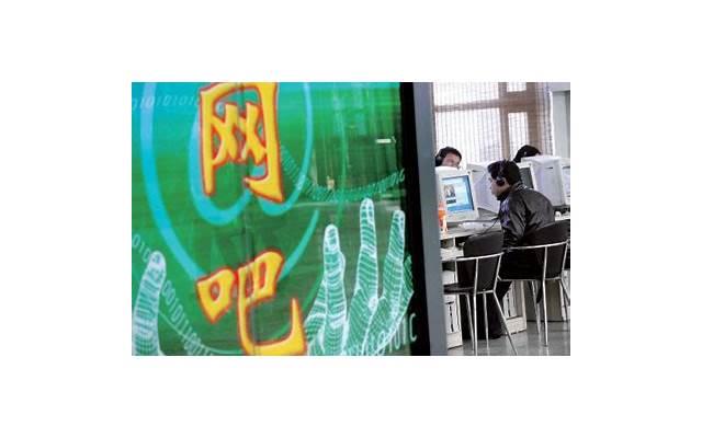 车上一次又一次的强烈冲击 怎么在车上做