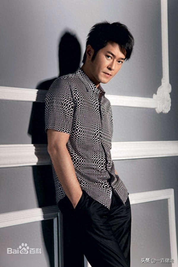 黄易武侠小说之三——《寻秦记》