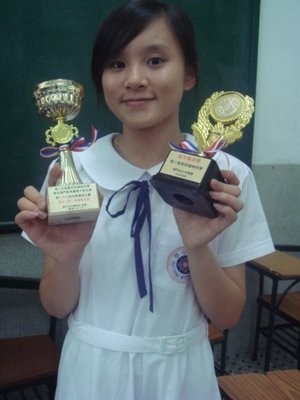 她9岁唱《七子之歌》红遍大江南北,被誉澳门小公主,如今无人知