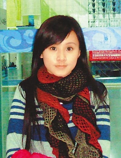 她9岁唱《七子之歌》红遍大江南北,被誉澳门小公主,如今无人知