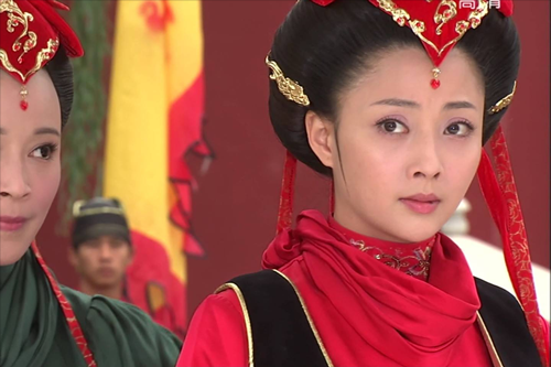 殷桃:前夫是富二代,第二任男友圈内女友多,和第三任分手才可惜