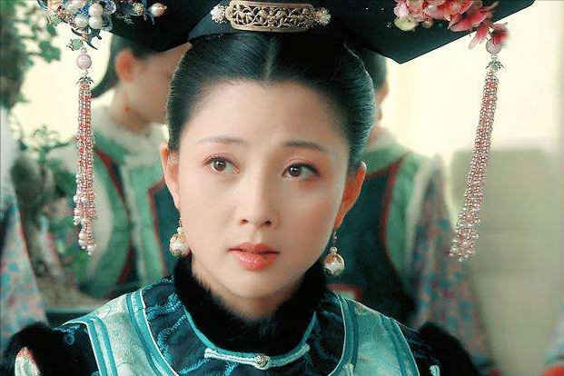 殷桃:前夫是富二代,第二任男友圈内女友多,和第三任分手才可惜