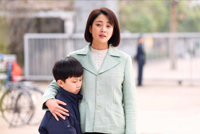 殷桃:前夫是富二代,第二任男友圈内女友多,和第三任分手才可惜