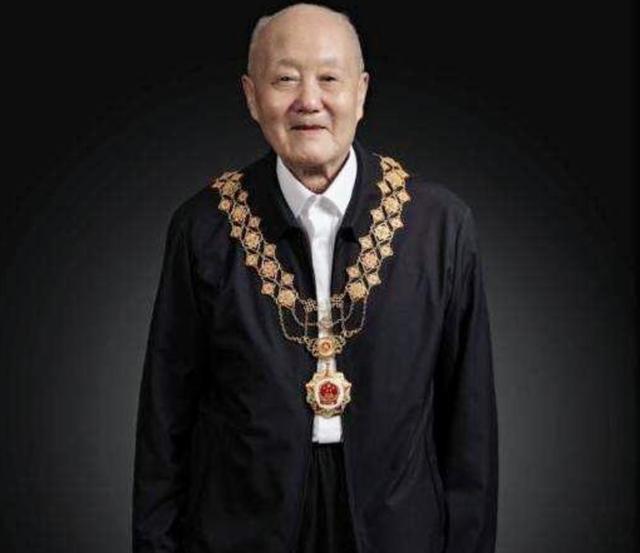 八名共和国勋章获得者简历(功勋八位共和国勋章获得者)(6)