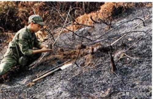 搬走“死神”:1994年中越边境大扫雷