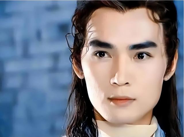 顶流夫妇谈恋爱后再现不认识（过气顶流窘况）(4)