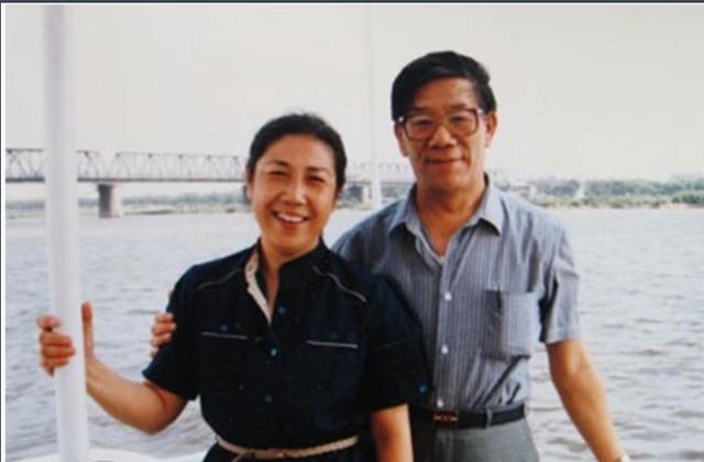 英达与梁欢关系如何(其貌不扬的梁欢)(34)