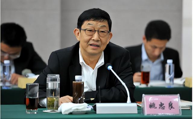 315曝光康师傅老坛酸菜面(康师傅老坛酸菜再上架)(11)