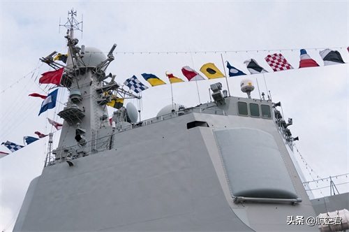 我登上了中国海军战舰-171海口舰