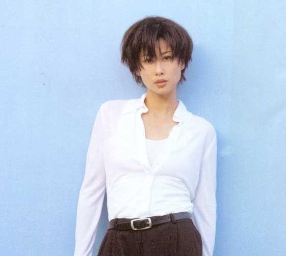 香港有演技有颜值的女星（港片时代28款绝色女星）