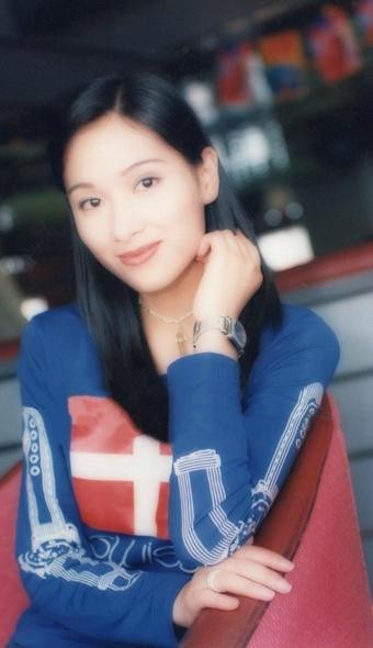 香港有演技有颜值的女星（港片时代28款绝色女星）