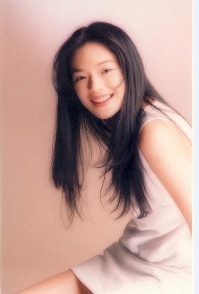 香港有演技有颜值的女星（港片时代28款绝色女星）