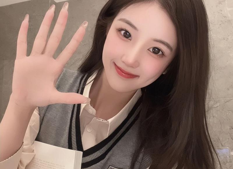 女生之间污污的动作有什么？