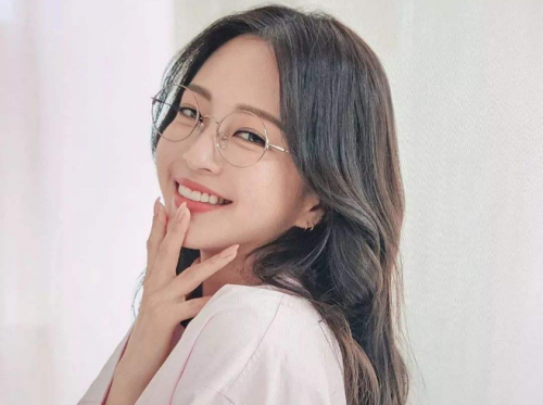 韩国十大最美女星排名榜(2022年韩国10大最美女演员)插图6 韩国十大最美女星排名榜(2022年韩国10大最美女演员)插图6