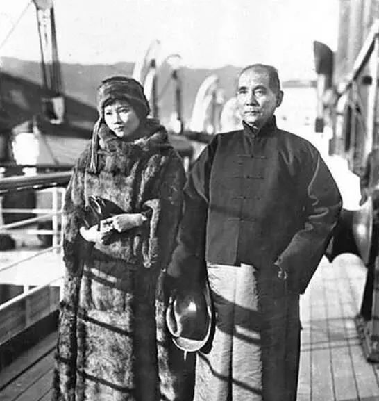 孙文是谁（1分钟带你了解孙文的生平简介）