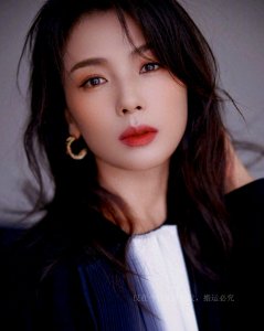 ​刘涛私生女风波再曝猛料，孩子相关细节被披露，已随富商爸爸移民