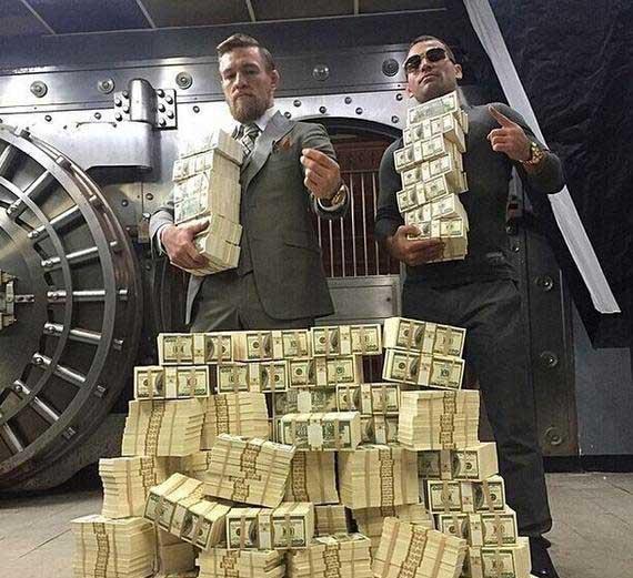 康纳打梅威瑟谁厉害(6亿美金世纪之战)(3)