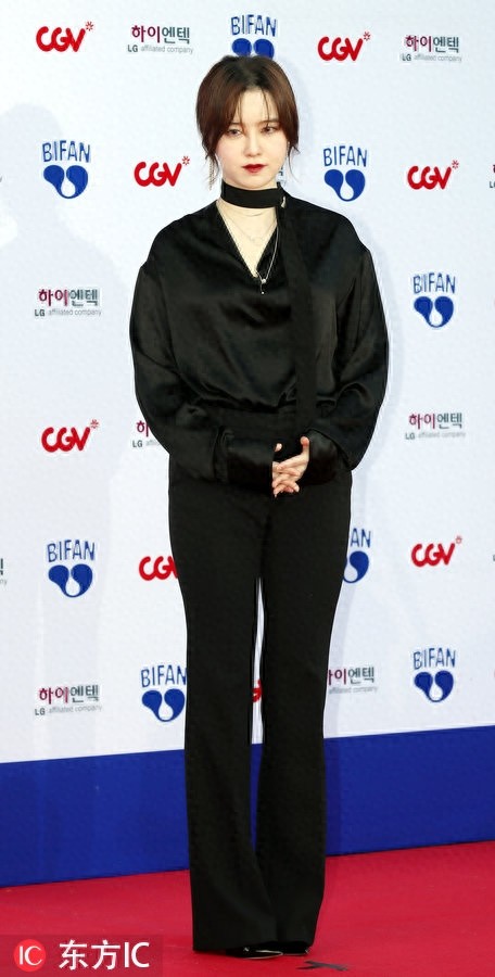 “韩版杉菜”具惠善烈焰红唇，这还是《花样男子》中的金丝草吗？