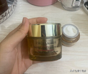 防皱抗衰老的护肤品排行(抗皱去皱最好方法？)