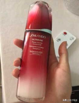 防皱抗衰老的护肤品排行(抗皱去皱最好方法？)