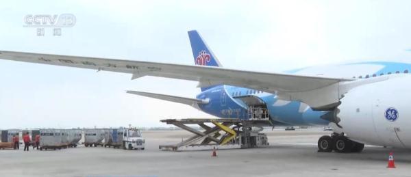 民航航班运行周报 民航保障航班环比增长5.1(2)