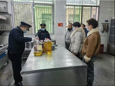 ​查食堂、查供餐单位、规范教育收费，湖南各地市场监管部门护航开学季！